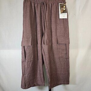 Brown Cargo Capris